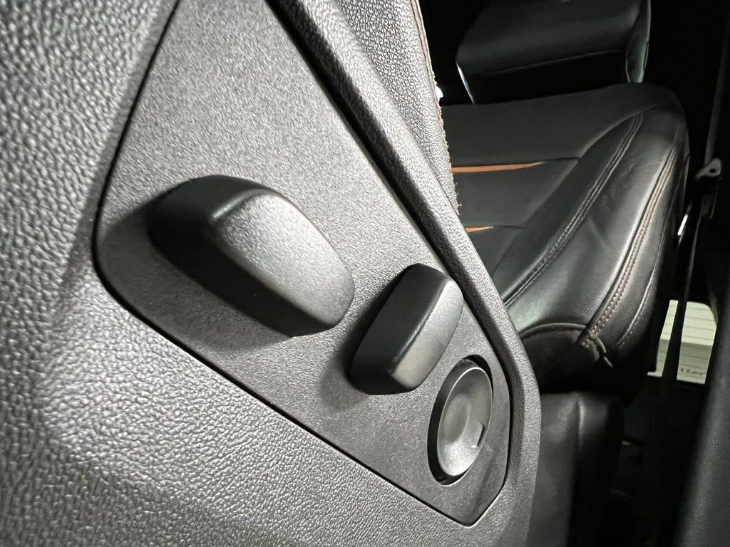 Used 2024 GMC Sierra 1500 AT4 w/ Technology Package image 27