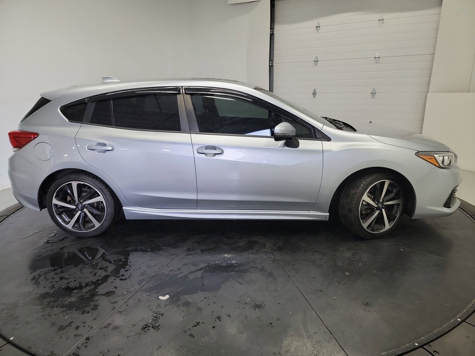 Used 2022 Subaru Impreza 2.0i Sport image 11