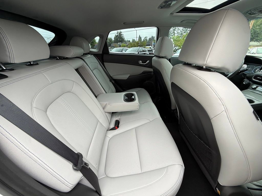 Certified 2023 Hyundai Kona Limited FWD image 16