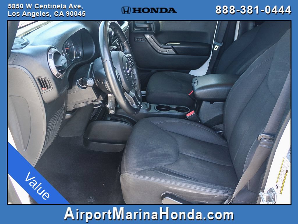 Used 2018 Jeep Wrangler Unlimited Sport S AWD/4WD image 9