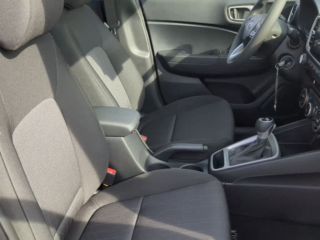 New 2026 Hyundai Venue SE FWD image 22