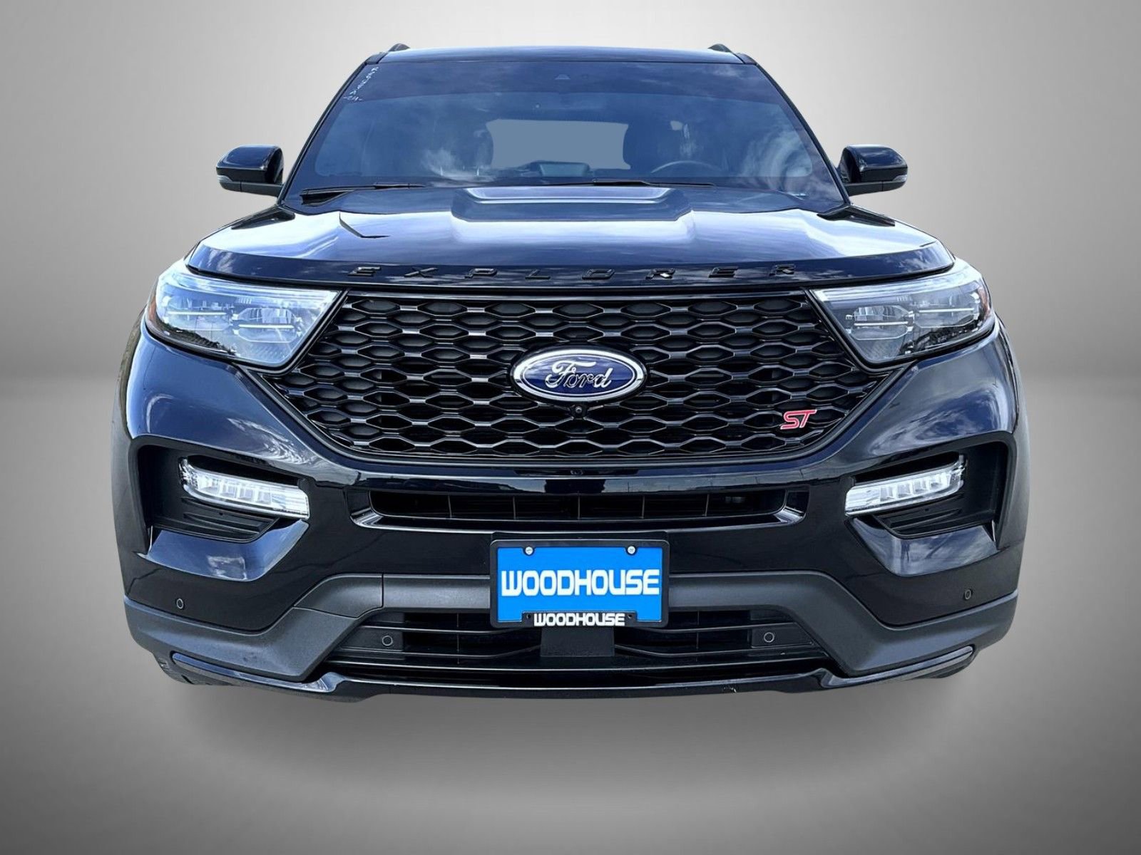 Used 2024 Ford Explorer ST w/ Equipment Group 401A image 2