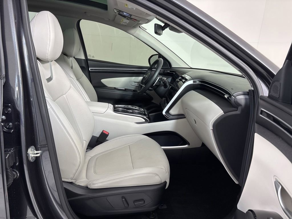 Used 2023 Hyundai Tucson Limited AWD/4WD image 13