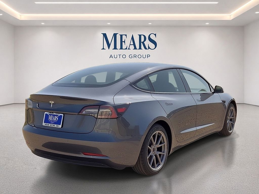 Used 2021 Tesla Model 3 Standard Range Plus RWD image 5