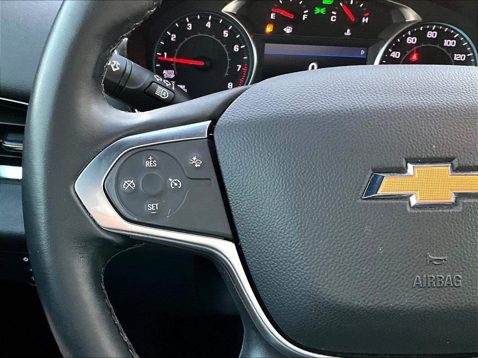 Used 2023 Chevrolet Traverse LT FWD image 11