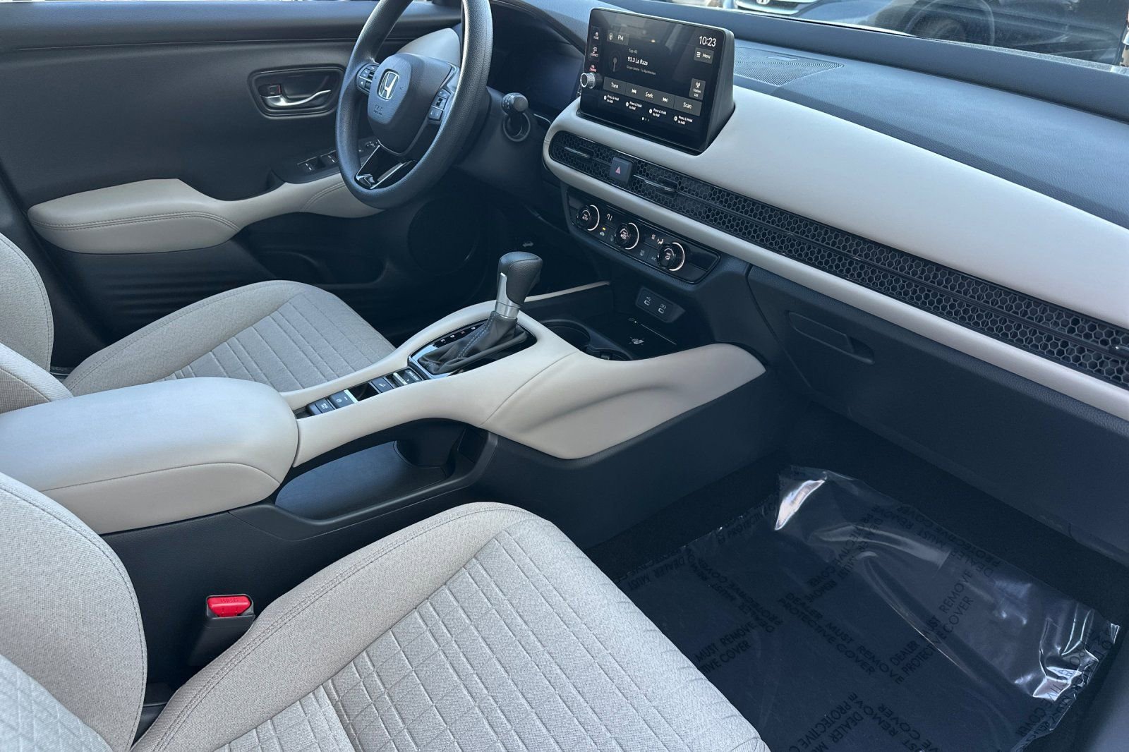 Certified 2026 Honda HR-V LX image 17