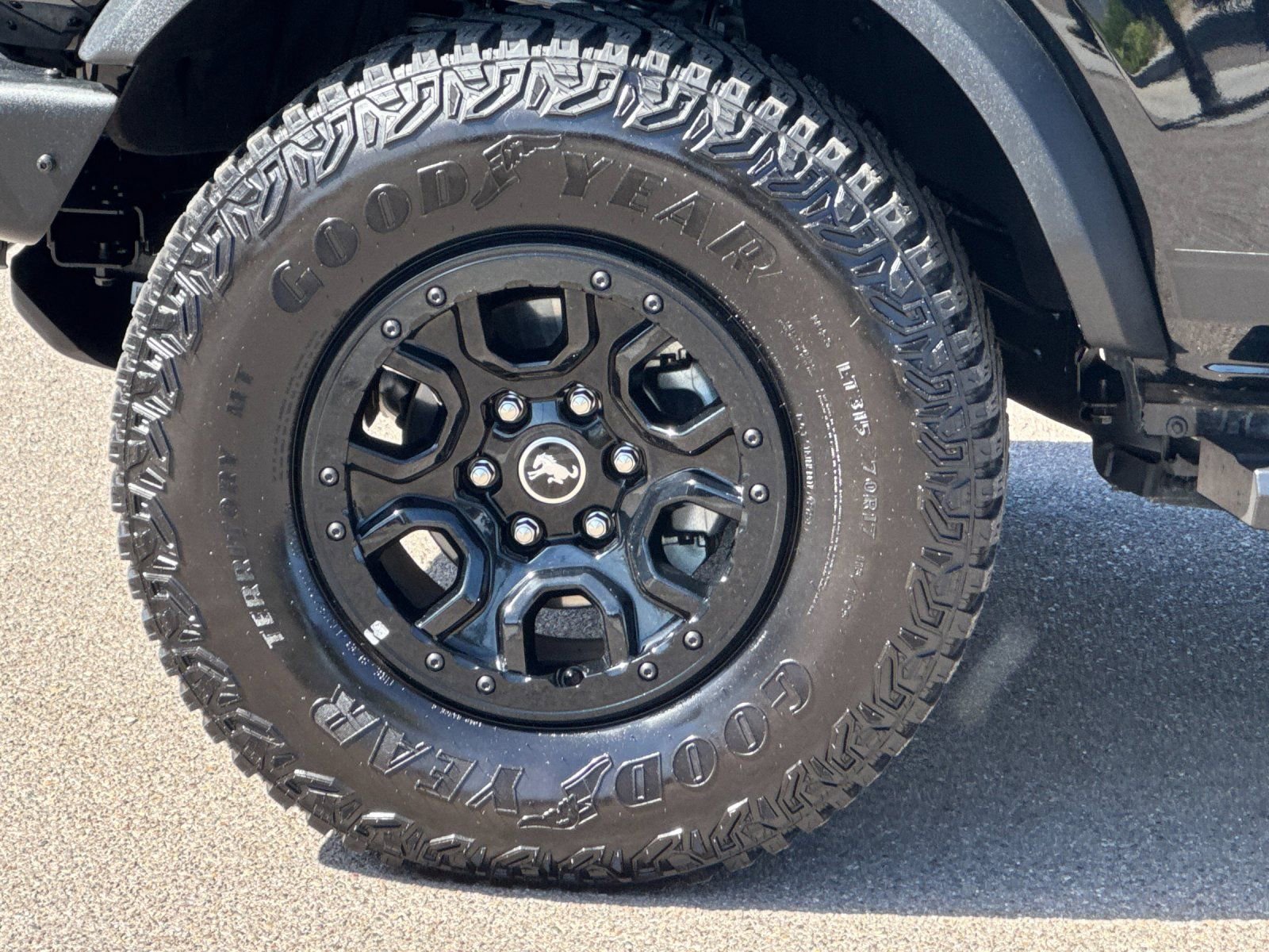 Used 2024 Ford Bronco Wildtrak AWD/4WD image 34
