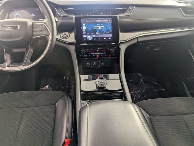 Certified 2021 Jeep Grand Cherokee L Laredo AWD/4WD image 24