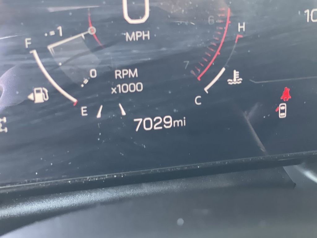 Used 2025 GMC Terrain Elevation image 12