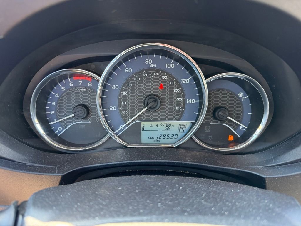 Used 2015 Toyota Corolla LE image 30