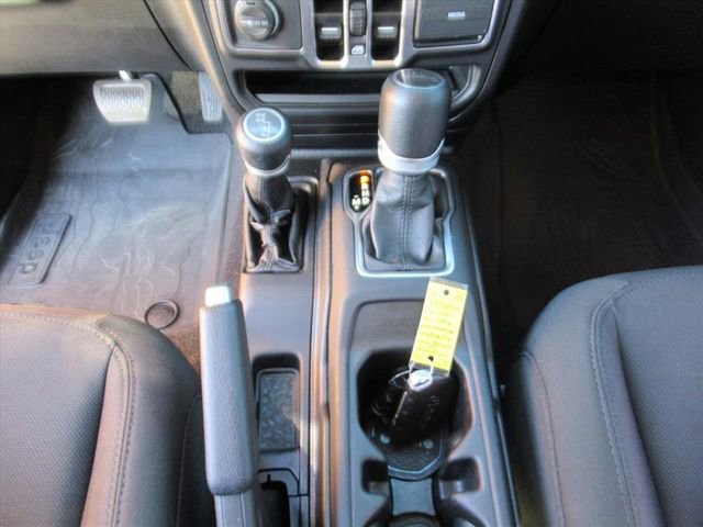 Used 2021 Jeep Gladiator Sport image 22