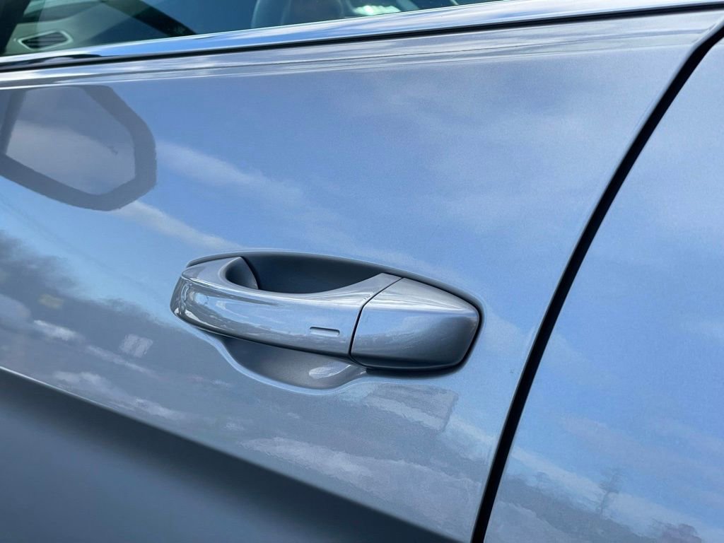 Certified 2025 Volkswagen Atlas SE w/ Black Wheel Package image 28