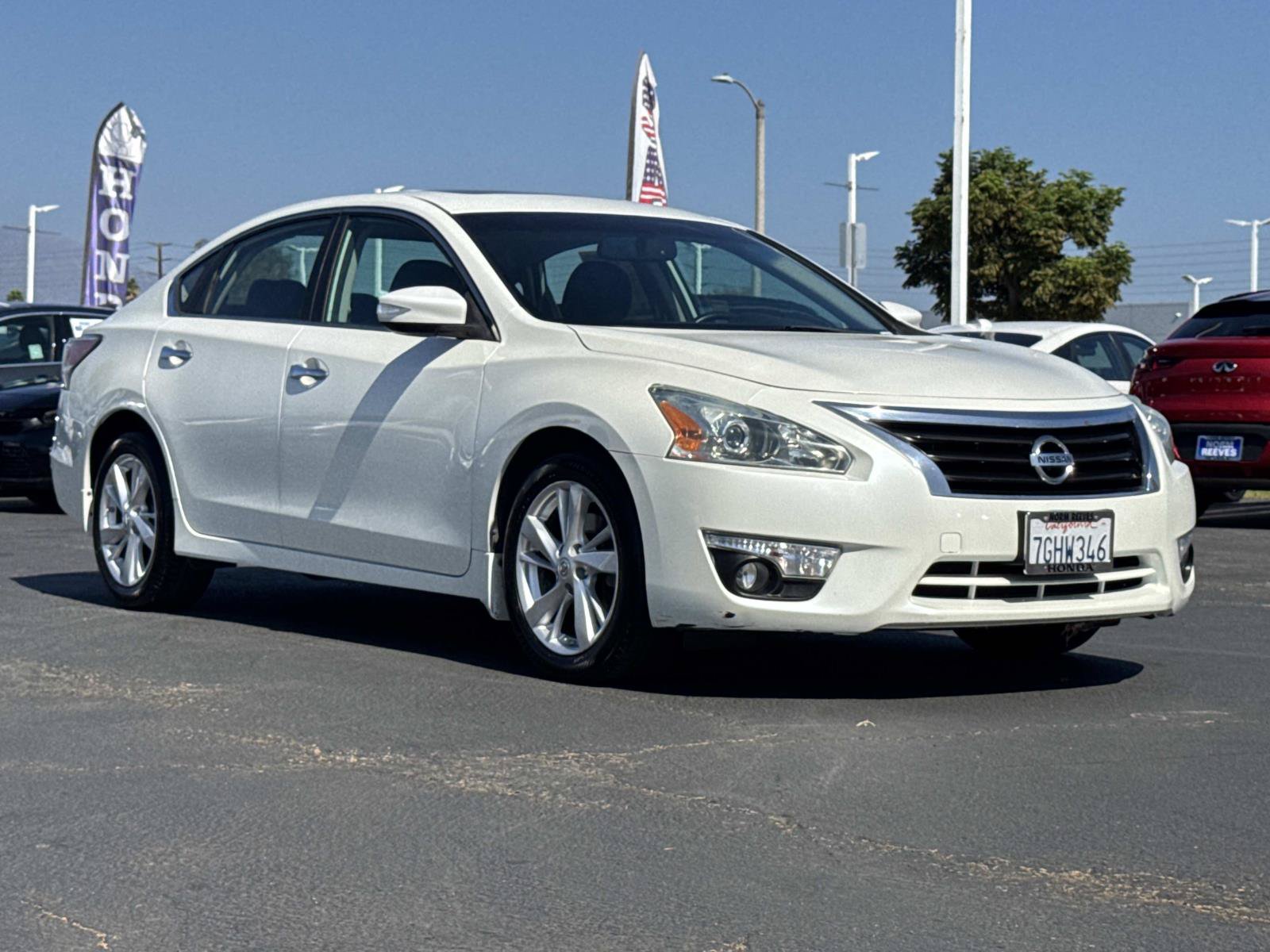 Used 2015 Nissan Altima 2.5 SV w/ Convenience Package FWD image 7