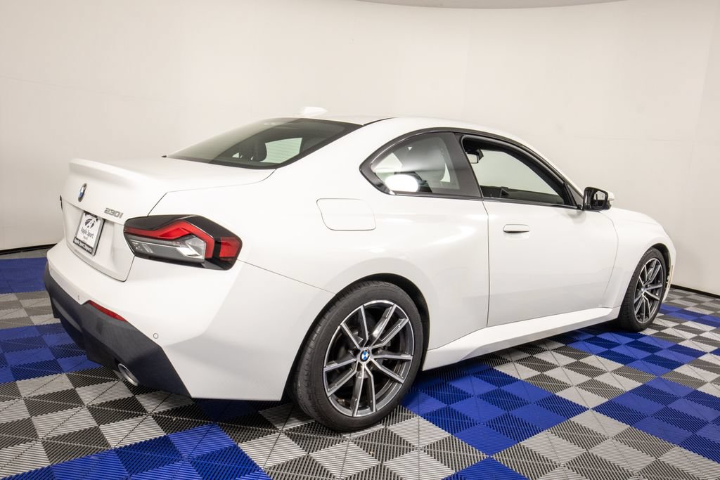 Used 2023 BMW 230i Coupe RWD image 5