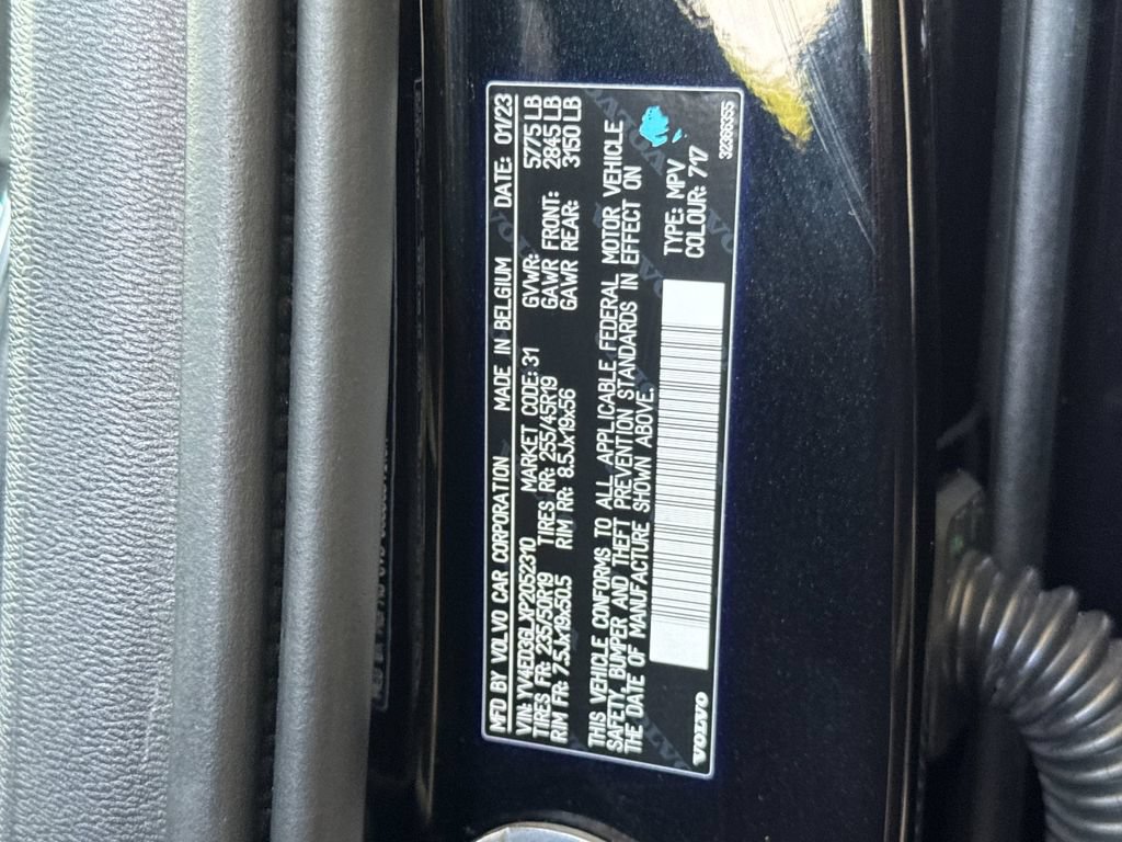 Certified 2023 Volvo C40 P8 Recharge Plus AWD/4WD image 27