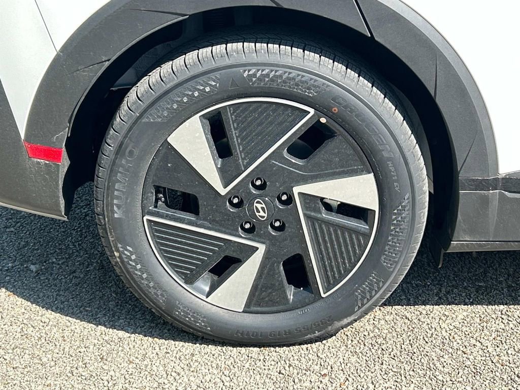 New 2025 Hyundai Ioniq 5 SEL image 11