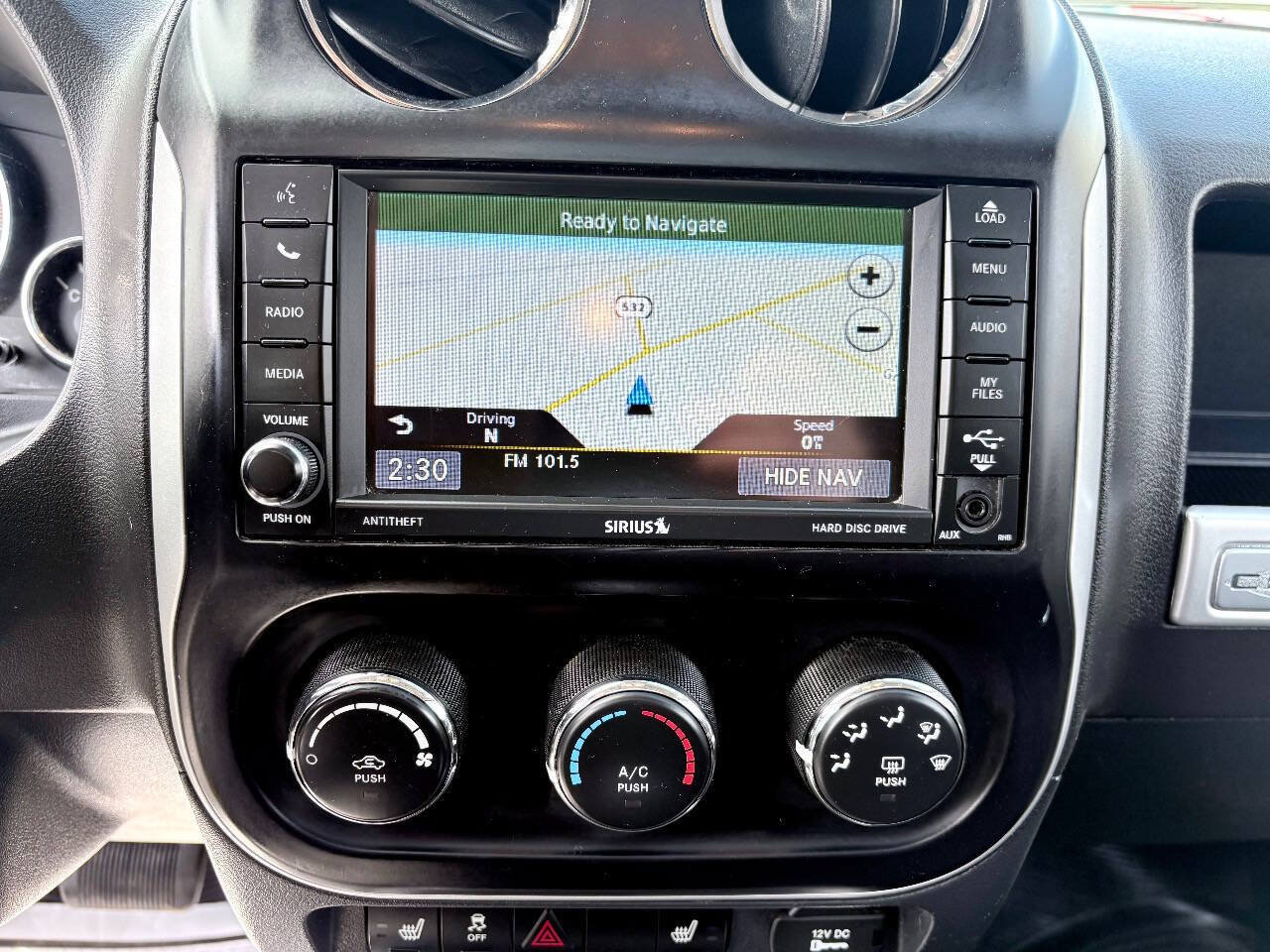 Used 2016 Jeep Compass High Altitude AWD/4WD image 13