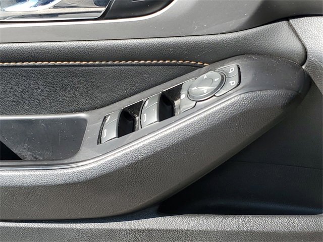 Used 2019 Chevrolet Traverse LT image 25