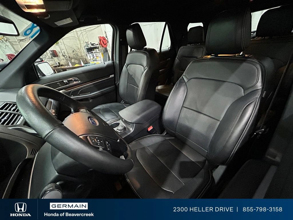 Used 2018 Ford Explorer Limited w/ Equipment Group 301A AWD/4WD image 26