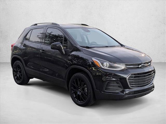 Used 2022 Chevrolet Trax LT w/ Driver Confidence Package image 3
