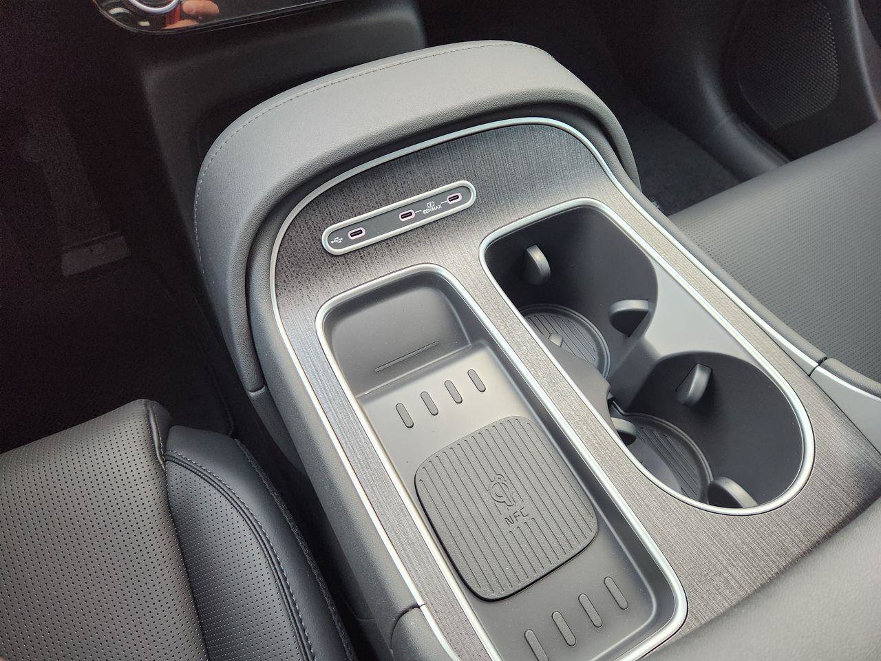 New 2026 Hyundai Palisade SEL Premium FWD image 19