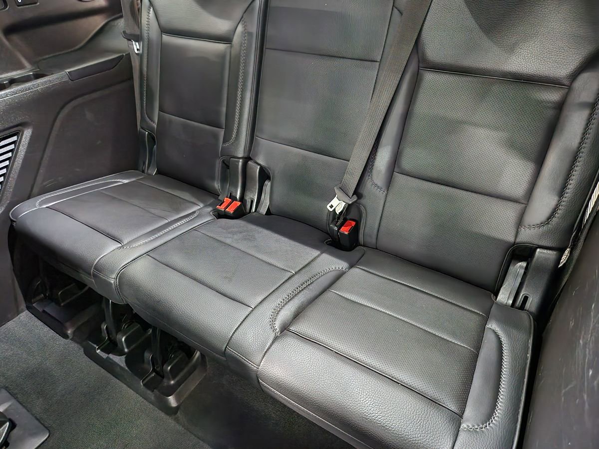 Used 2021 GMC Yukon Denali w/ Denali Ultimate Package AWD/4WD image 53