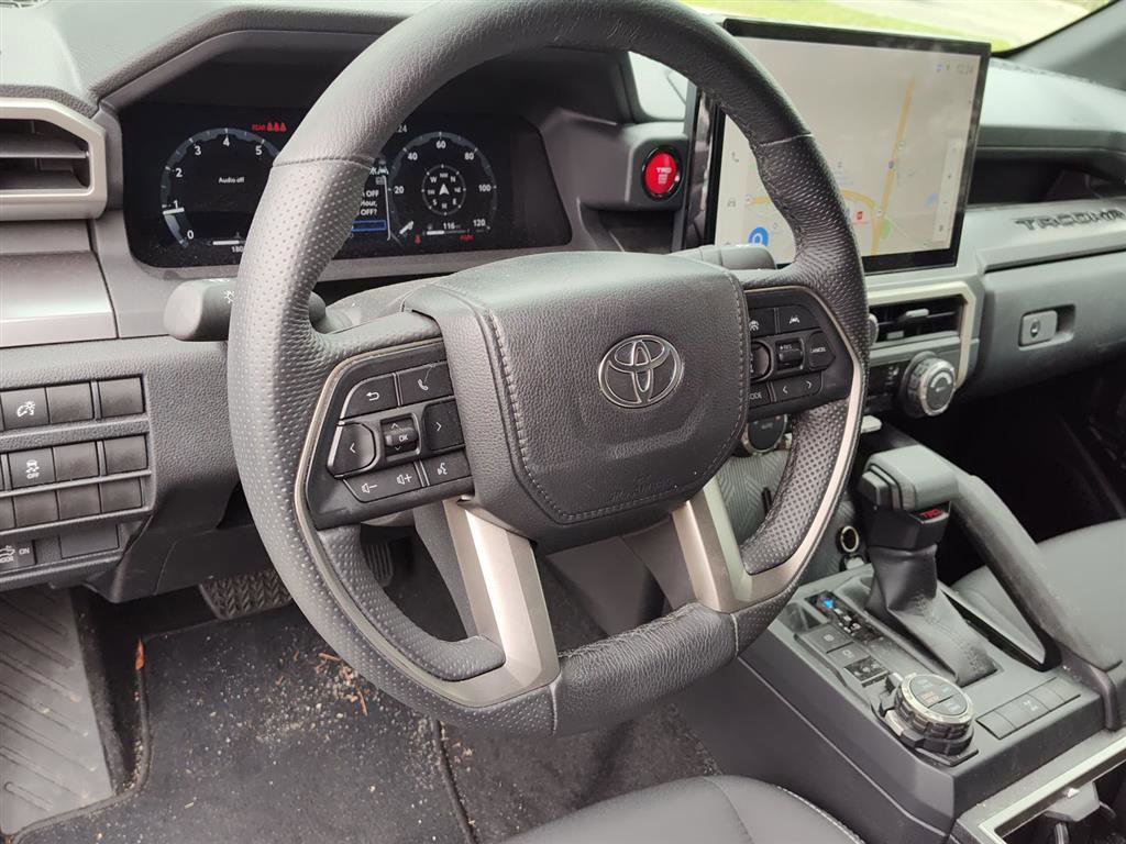Used 2024 Toyota Tacoma TRD Off-Road image 14