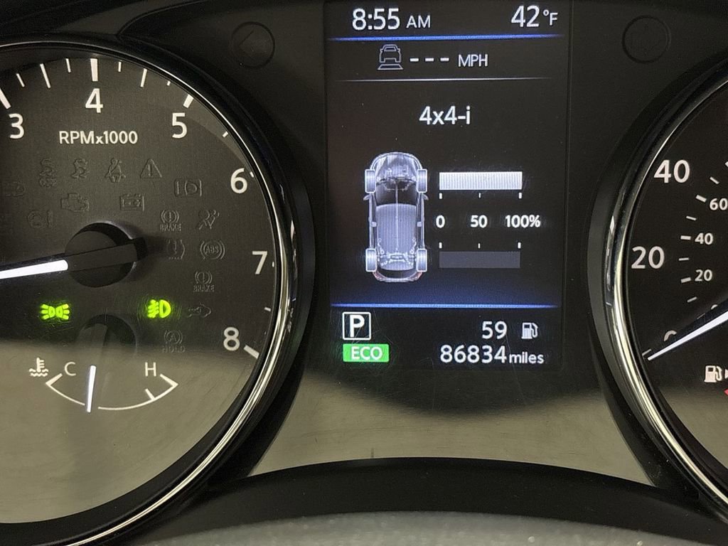 Used 2019 Nissan Rogue SV image 37