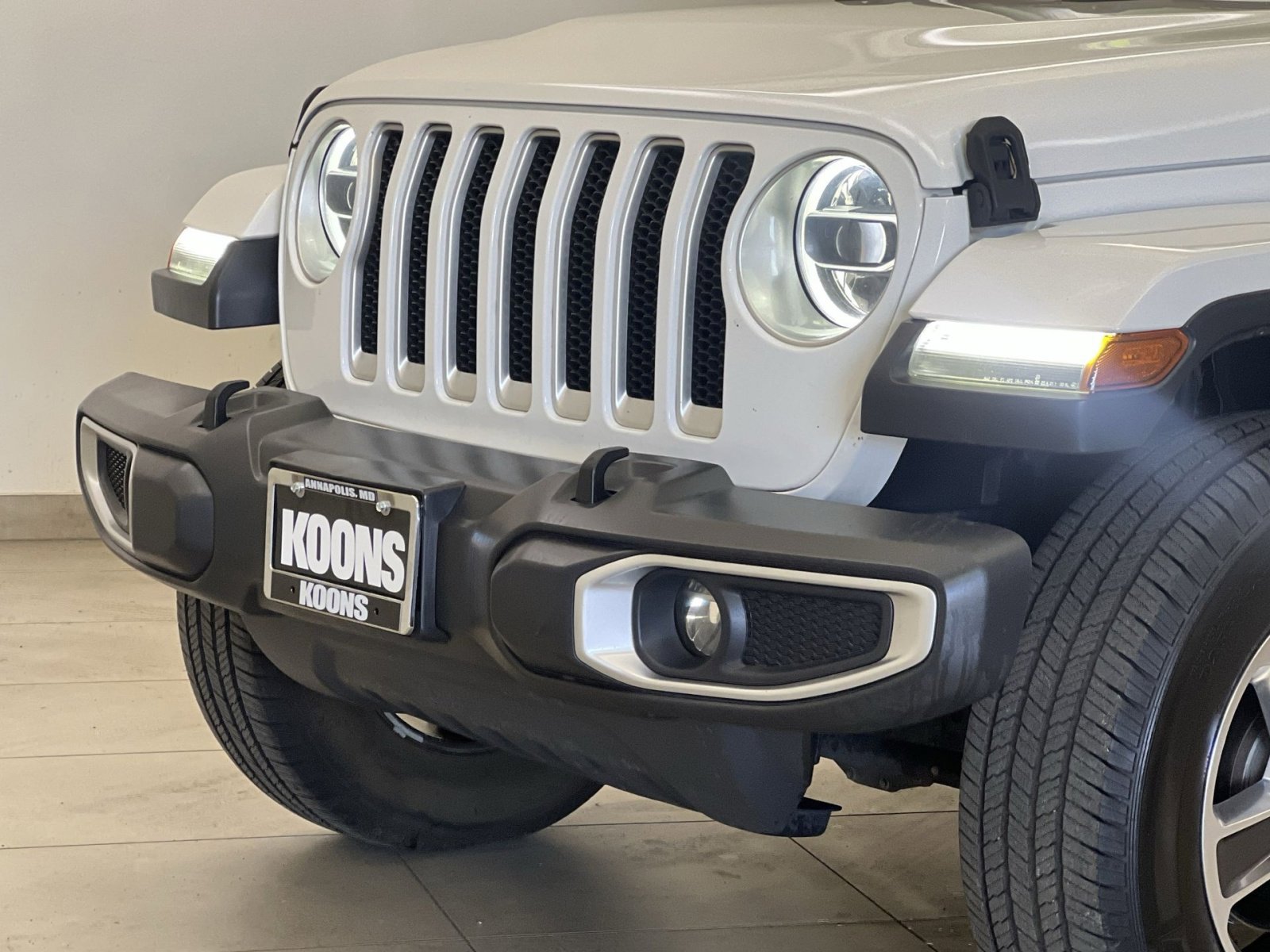 Used 2018 Jeep Wrangler Unlimited Sahara image 27