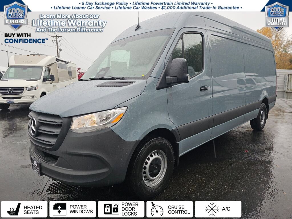 New 2025 Mercedes-Benz Sprinter 2500 image 1