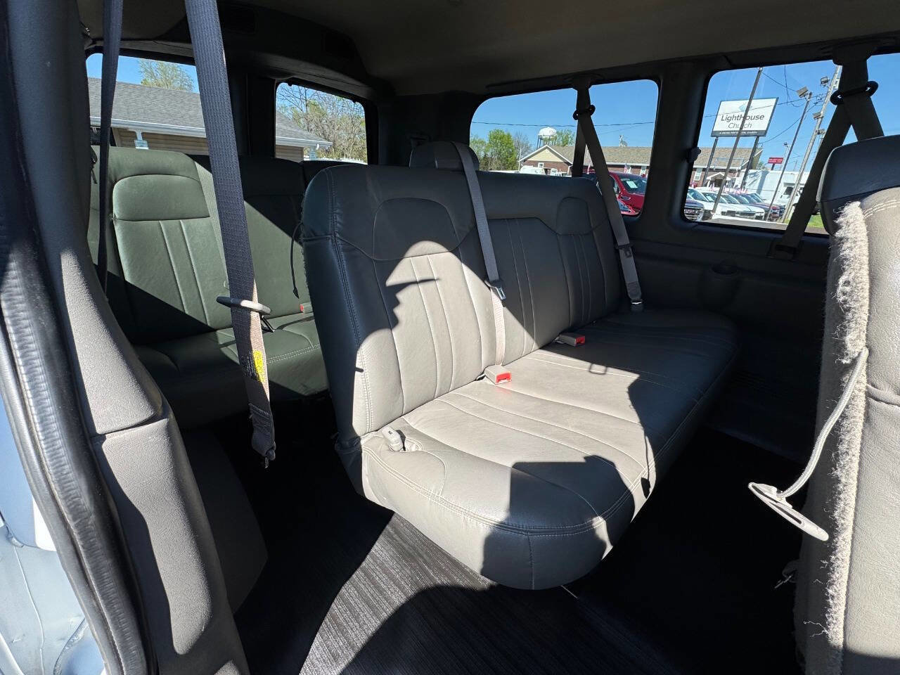 Used 2018 Chevrolet Express 2500 LS w/ Driver Convenience Package image 20