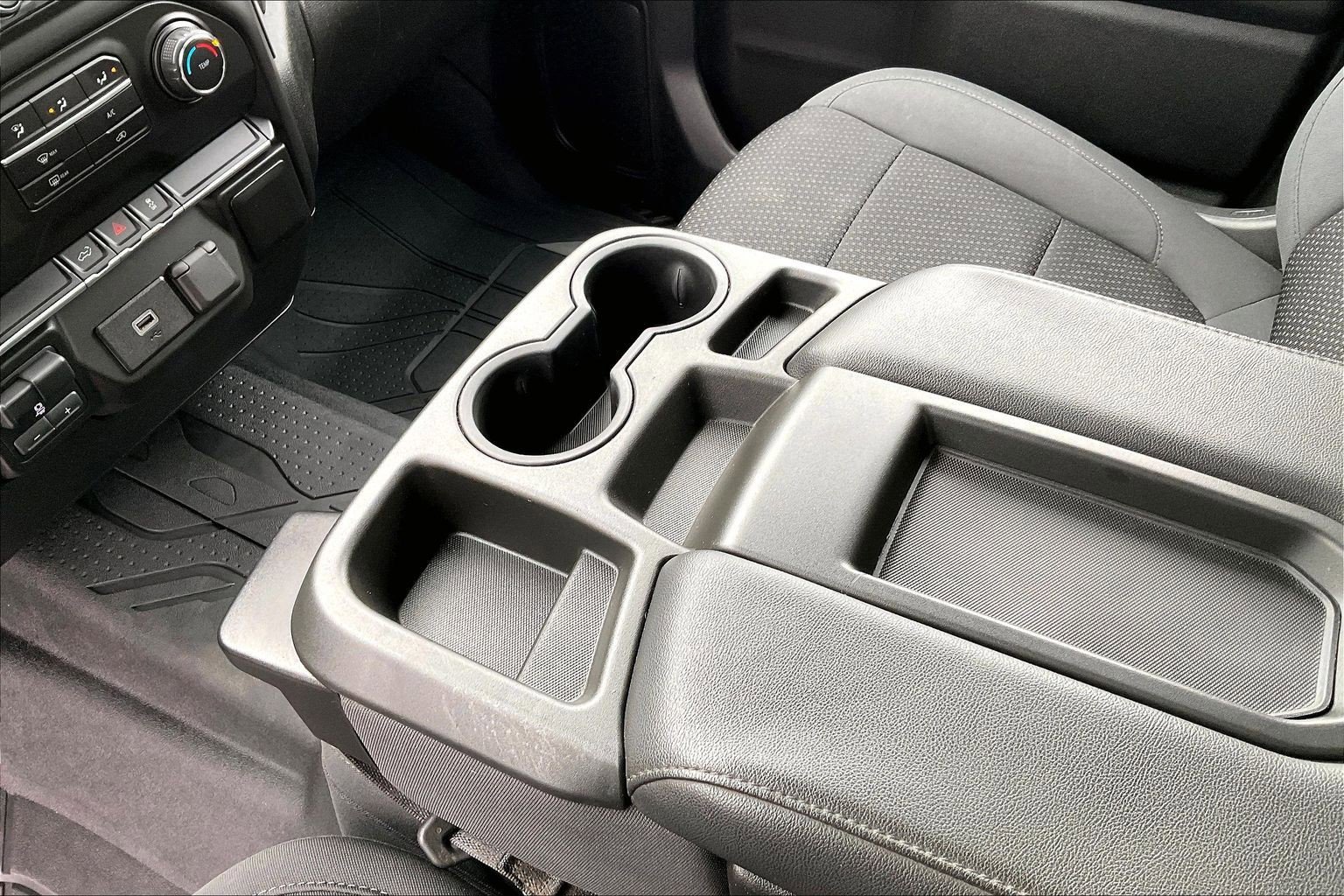 Used 2020 Chevrolet Silverado 2500 Custom w/ Custom Value Package image 13