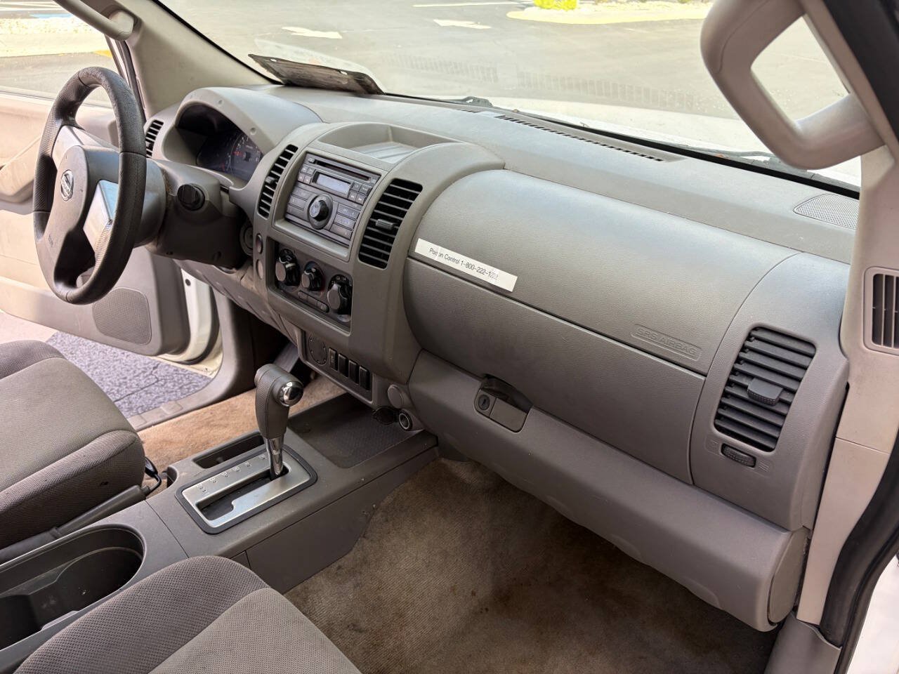 Used 2015 Nissan Frontier SV RWD image 10