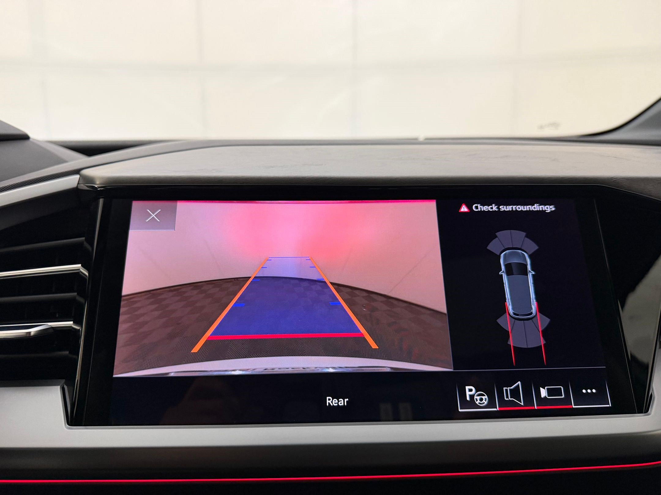 Certified 2023 Audi Q4 e-tron Premium w/ Premium Plus RWD image 21