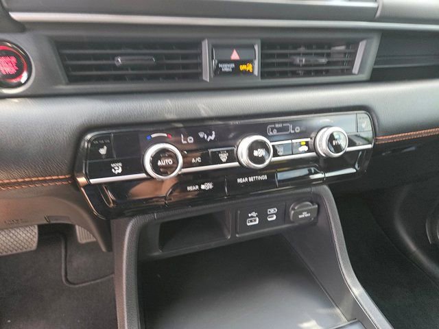 Used 2025 Honda Pilot Sport image 19