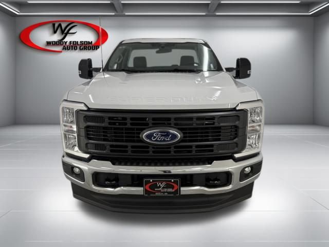New 2026 Ford F250 XL w/ XL Chrome Package AWD/4WD video 2