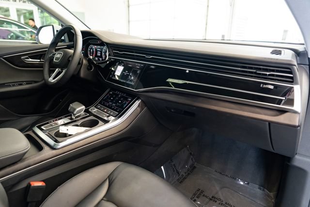 Used 2023 Audi Q8 Premium w/ Convenience Package AWD/4WD image 28