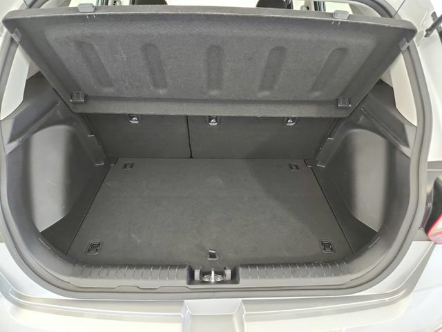 Used 2025 Hyundai Venue SEL FWD image 22