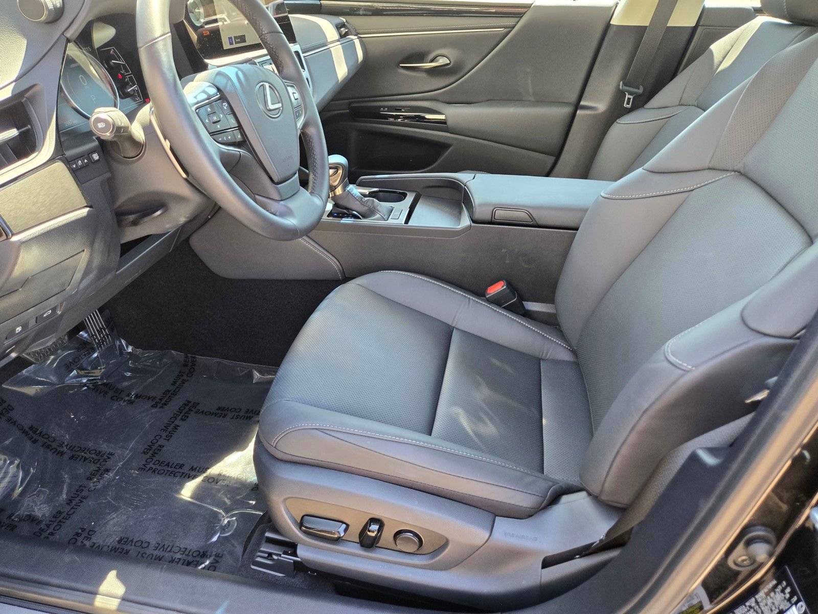 Used 2025 Lexus ES 350 FWD image 11