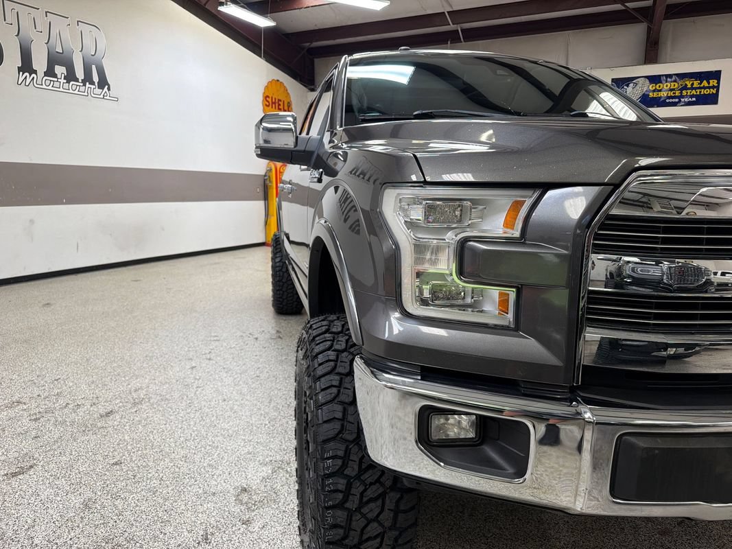 Used 2017 Ford F150 Lariat w/ Equipment Group 502A Luxury AWD/4WD image 14