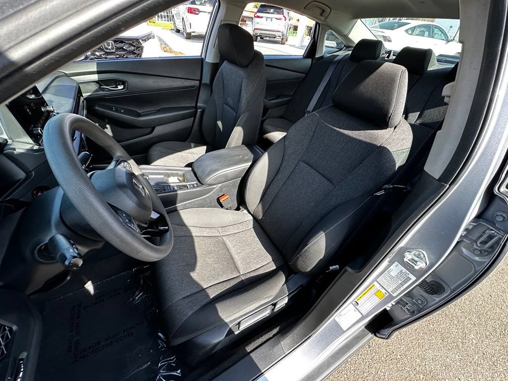 Used 2023 Honda Accord LX image 22
