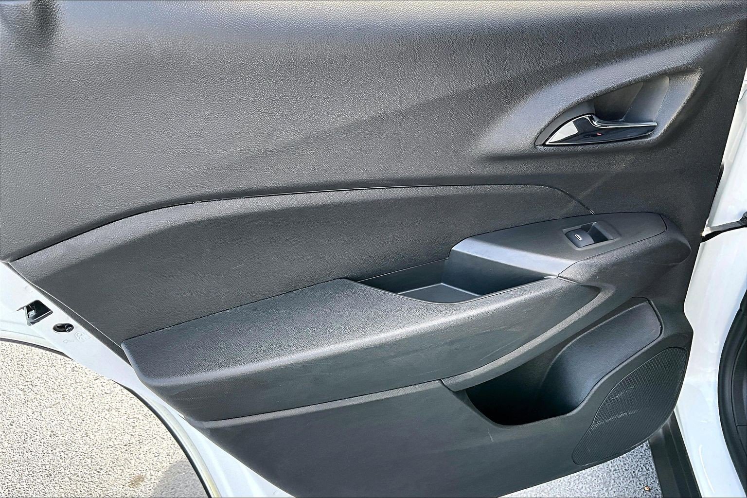Certified 2024 Chevrolet Trax LS FWD image 11
