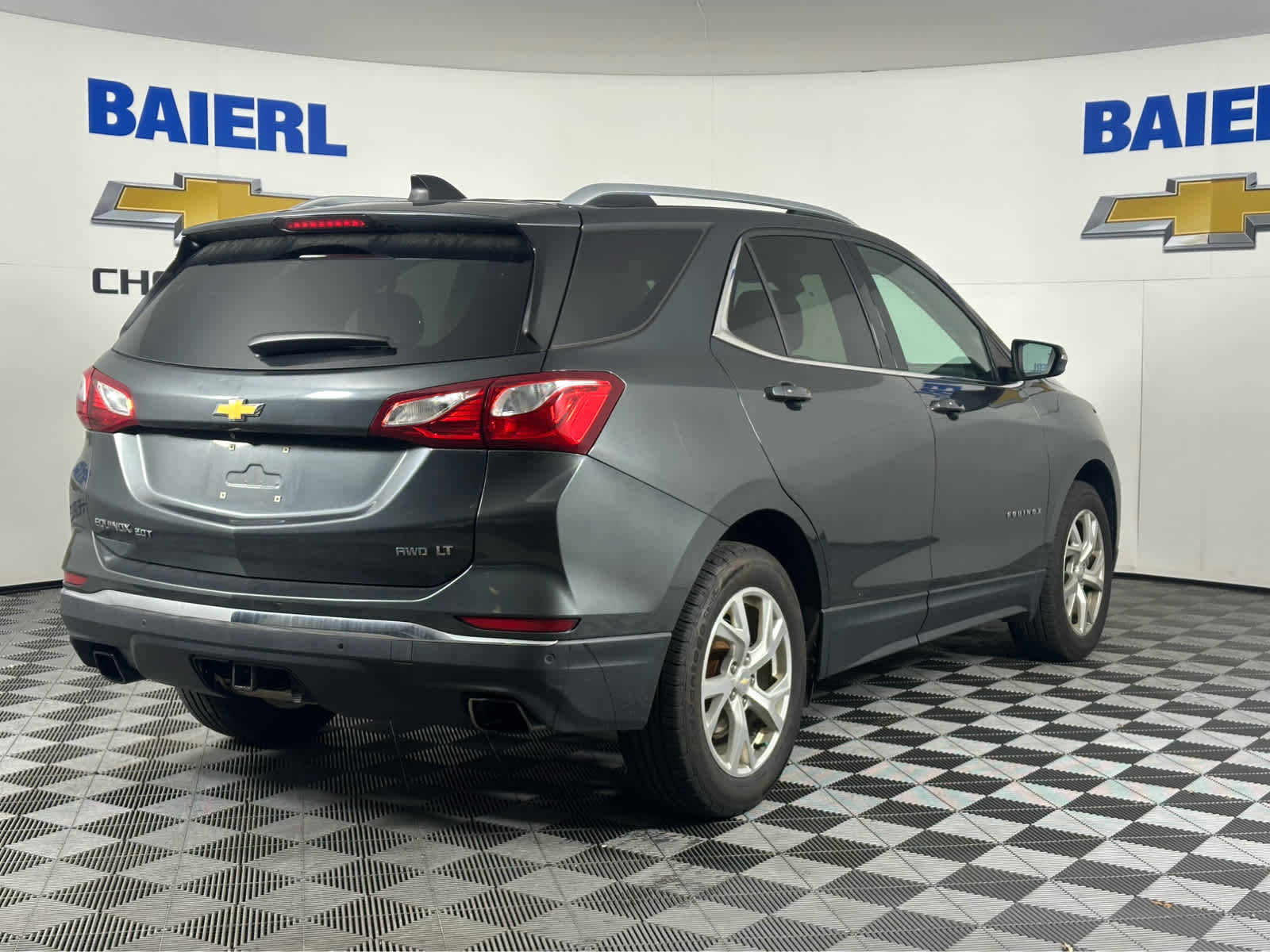 Used 2019 Chevrolet Equinox LT w/ Sun & Navigation Package image 21