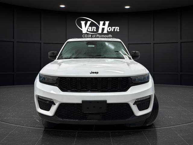 Used 2025 Jeep Grand Cherokee Limited w/ Black Appearance Package image 8