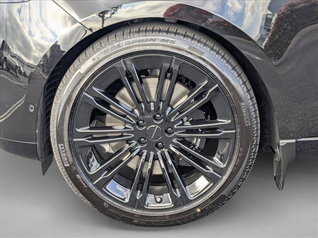 New 2026 Land Rover Range Rover SV AWD/4WD image 10
