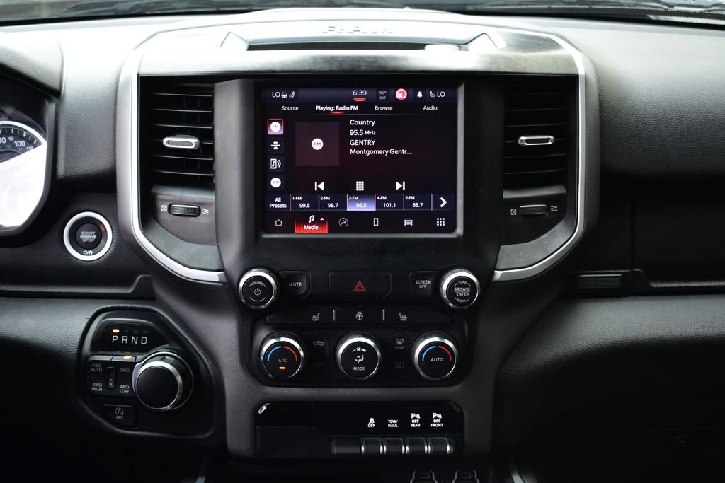 Used 2022 RAM 1500 Big Horn AWD/4WD image 33