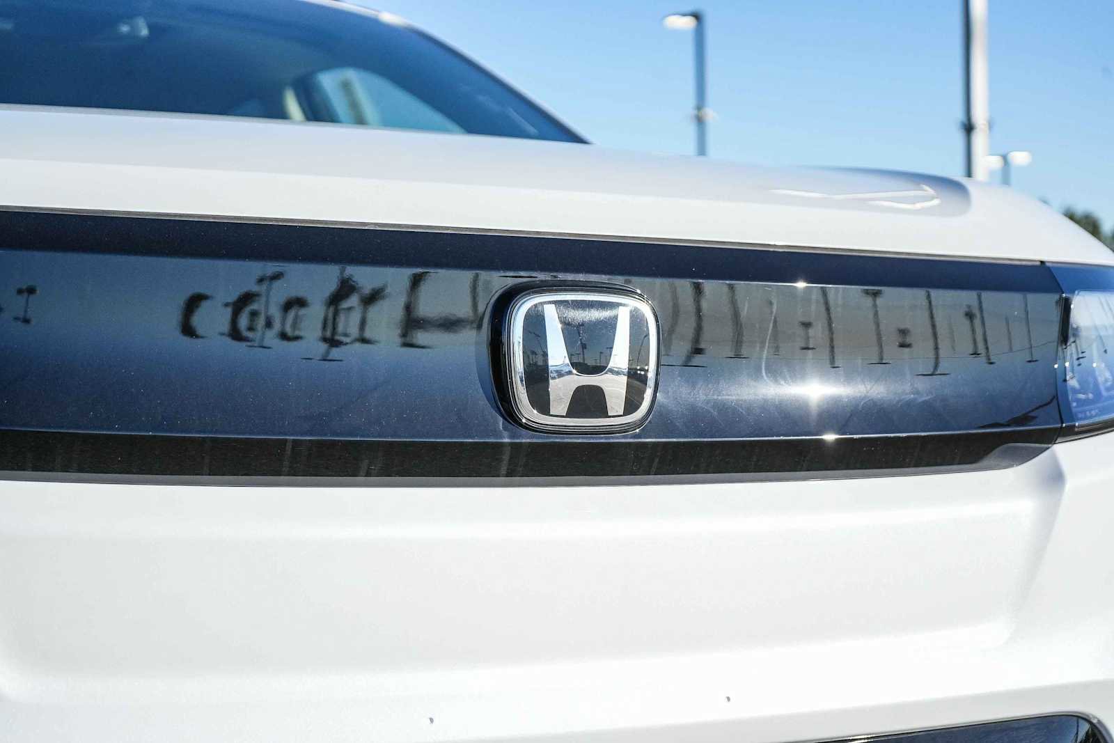 New 2026 Honda Prologue Touring image 5