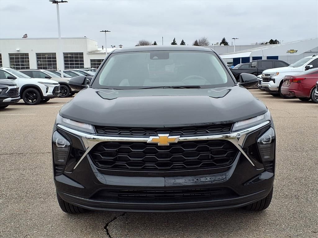New 2026 Chevrolet Trax LS w/ LS Convenience Package video 2