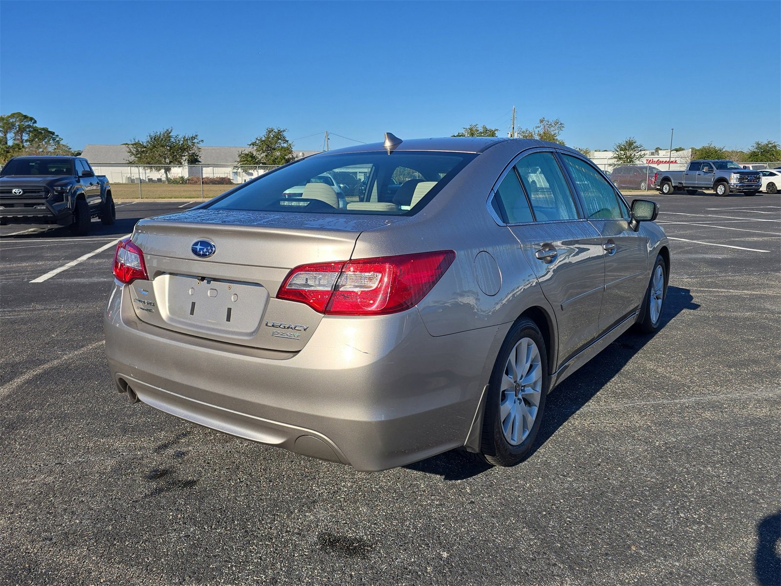 Used 2016 Subaru Legacy 2.5i Premium w/ Moonroof Package image 3
