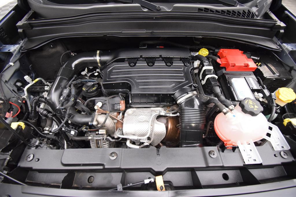 Used 2022 Jeep Renegade Latitude w/ Convenience Group AWD/4WD image 28